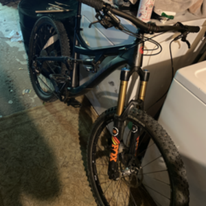 2016 Pivot Look Pivot MTN Bike
