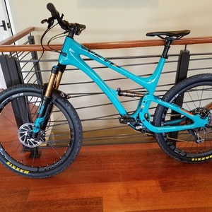 2017 Yeti SB5 Blue