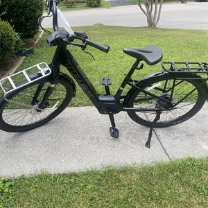 2025 Trek Verve Black