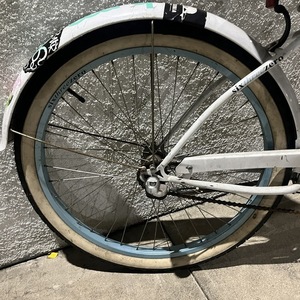 2017 sixthreezero Woman’s cruiser 3 speed Teal