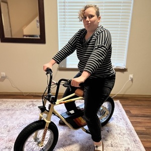 2022 Razor Razor Rambler 16 mini bike Yellow or Gold