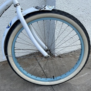 2017 sixthreezero Woman’s cruiser 3 speed Teal