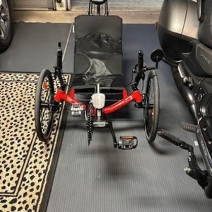 2024 Catrike Catrike 700 recumbent Red