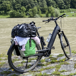 2021 Stevenson Custom Bicycles Rad:CitybikeStevens E-14 Forma52Stealth Black
