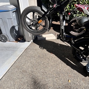 2022 Juiced Bikes Hyperscorpion Electric Moped Style Bike Black