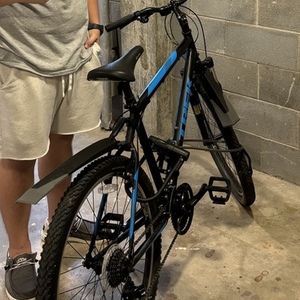 Trek 800 Black and Blue