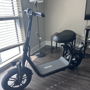 Hiboy U2 e-scooter Black and Silver, gray or bare metal