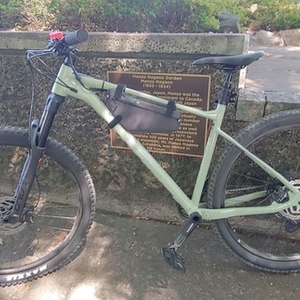 2021 Giant Fathom Green