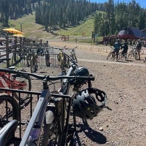 2021 Santa Cruz High Tower Silver, gray or bare metal