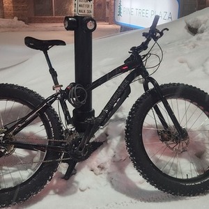 Motobecane Night Train / Silver Bullet Black