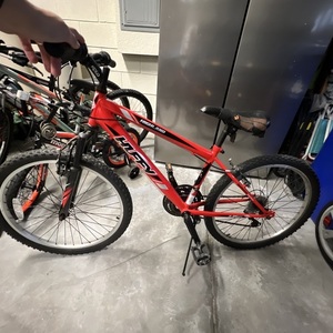 2021 Huffy Highland 24 inch Red