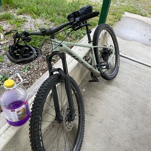 2021 Giant Fathom 29 Green