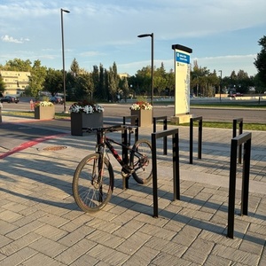 GT Bicycles Avalanche Black and Red