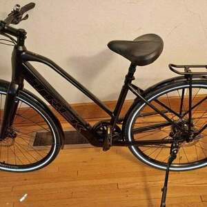 2025 Trek FX+ 2 Stagger Black