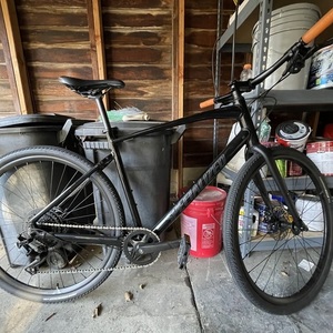 2022 Specialized Sirrus X Black