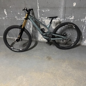 2024 YT Tues MK4 Core 2 Green