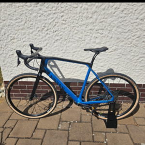 2020 Canyon bicycles Grail Blue and Black