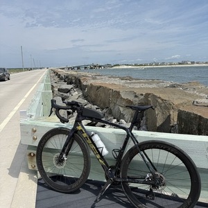 2025 Trek Emonda Black