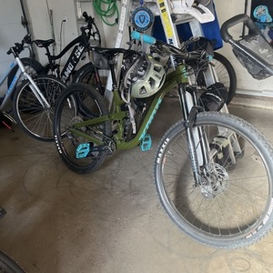 2029 Kona Process 134 Dark Medium Green