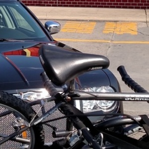 Diamondback Serrento Silver or Gray