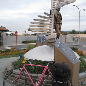 Raleigh Reynolds 531 with fancy cutouts Pink