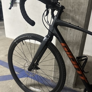 2025 Giant Revolt 2 Black and Orange