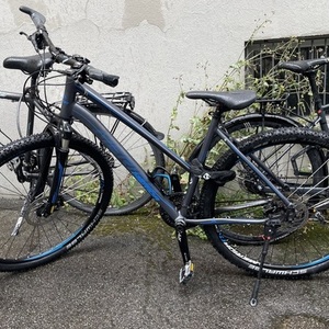 2017 Merida Bikes Crossway XT Edition Silver, gray or bare metal and Blue