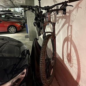 2020 Nukeproof Reactor 290 Comp Alloy Black and Silver, gray or bare metal