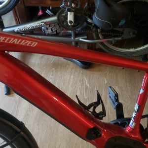 2022 Specialized Red