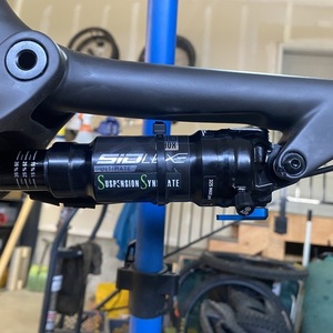 2024 Kona Hei Hei CRDL Silver, gray or bare metal