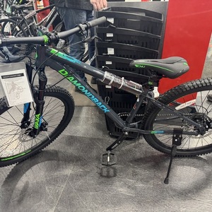 2025 Diamondback Pines 26" Blue
