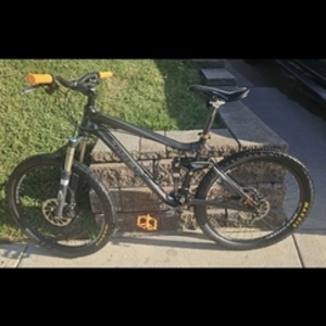 2014 Trek Fuel EX 8 26 Silver, gray or bare metal and Blue