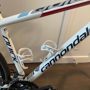 2014 Cannondale EN 14764 White, Blue, and Red