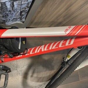 2016 Specialized ISO 4210-2:2014 Pink and White