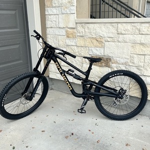 2025 Polygon Collosus DH7 Black and Yellow or Gold