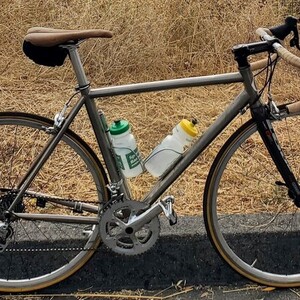 2007 Everti Phoenix Silver, gray or bare metal