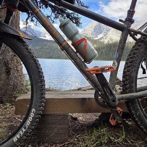 2021 Breezer Bike, Thunder Adventure Bike Silver, gray or bare metal