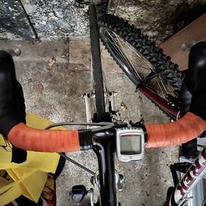 2025 Trek 1400 White, Purple, and Green