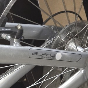 2025 Trek Pure Silver, gray or bare metal