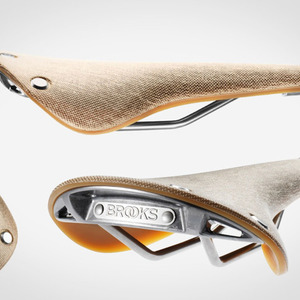 2011 Raleigh Detour Deluxe Silver or Gray