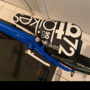 2009 GT Bicycles FE7GL11 BI-1318 Blue and White