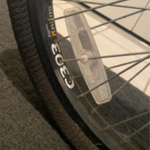 2009 GT Bicycles FE7GL11 BI-1318 Blue and White