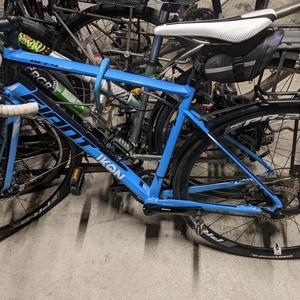 Giant Boulder Silver/Blue Blue