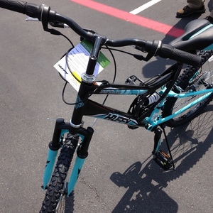 2017 Huffy Trail Runner Black and Blue