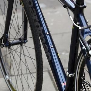 2012 Boardman Bikes Hybrid Race Blue and Black