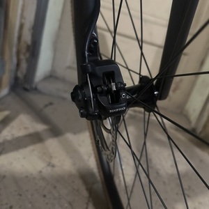 Specialized Silver, gray or bare metal