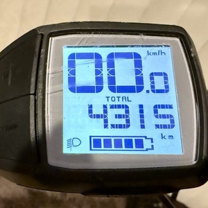 2023 Tern Tern Vektron S10 Folding Electric Bike Silver, gray or bare metal