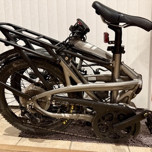 2023 Tern Tern Vektron S10 Folding Electric Bike Silver, gray or bare metal