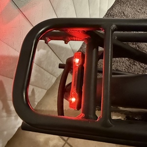 2023 Tern Tern Vektron S10 Folding Electric Bike Silver, gray or bare metal