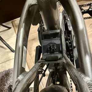 2023 Tern Tern Vektron S10 Folding Electric Bike Silver, gray or bare metal